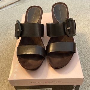 Bandolino bdoliviah Dark Brown leather slip on sandals